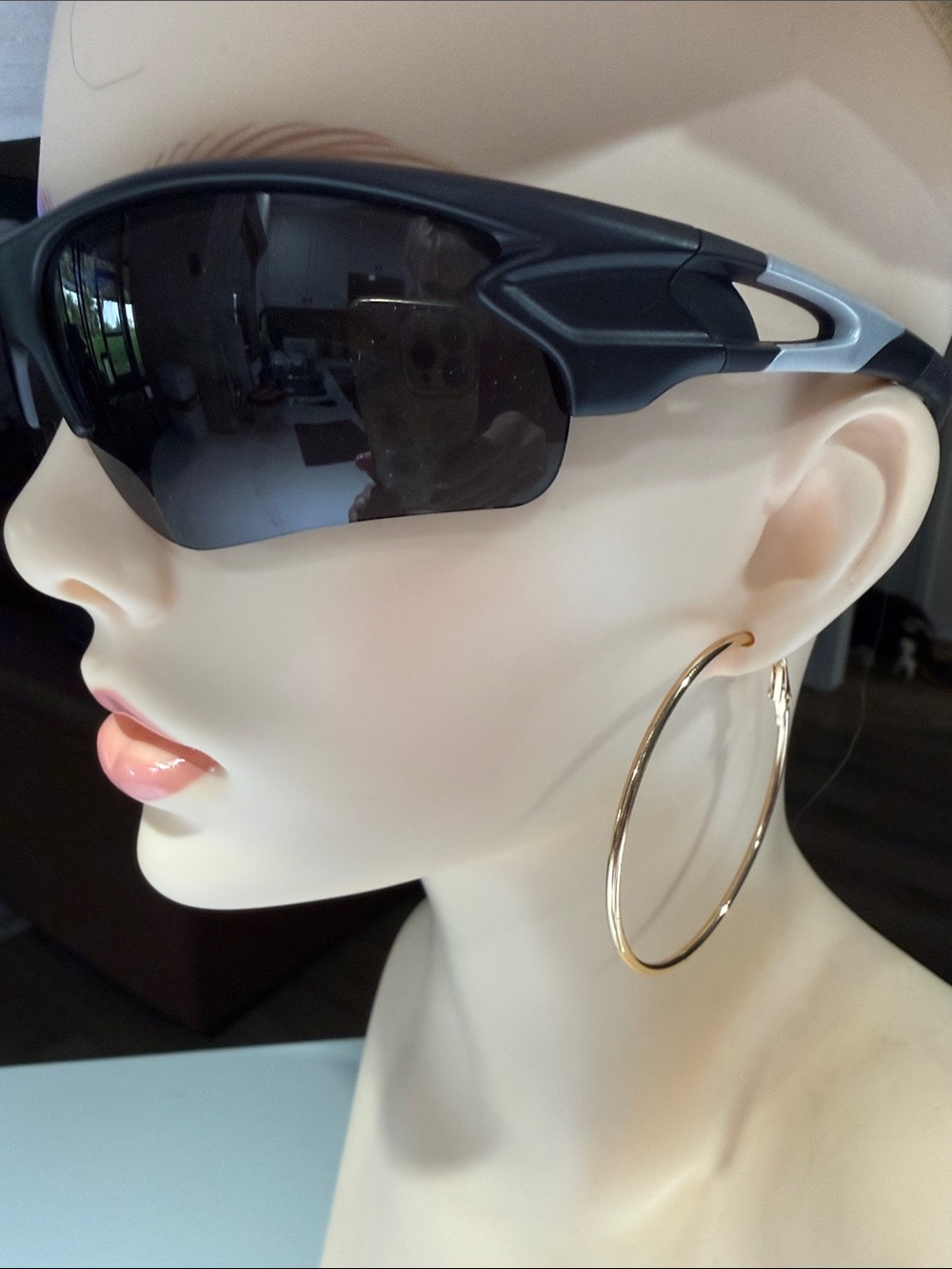 SUNGLASSES, Polarized Black with Gray detail